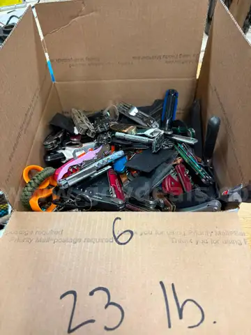 Misc. Confiscated TSA (23lb) (ID #11976) (TSA) ($40) (Box#6)