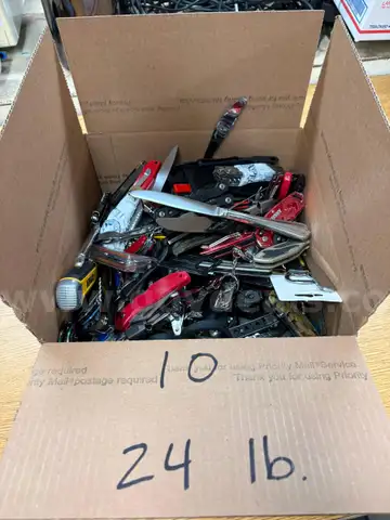 Misc. Confiscated TSA (24lb) (ID #11980) (TSA) ($40) (Box#10)