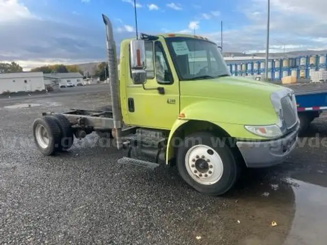 2007 International 4300 (ID#11985) (25-4188) 405