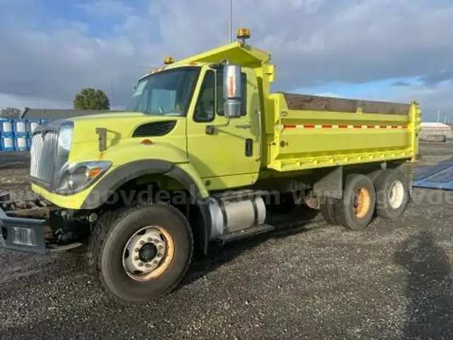 2010 International 7600 (ID#11986) (25-4189) 405