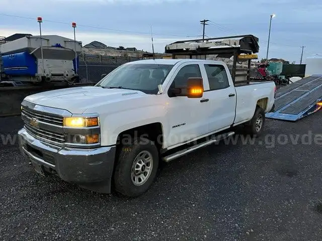 2016 Chevy 3500 4x2 (ID#11994) (25-4236) 405