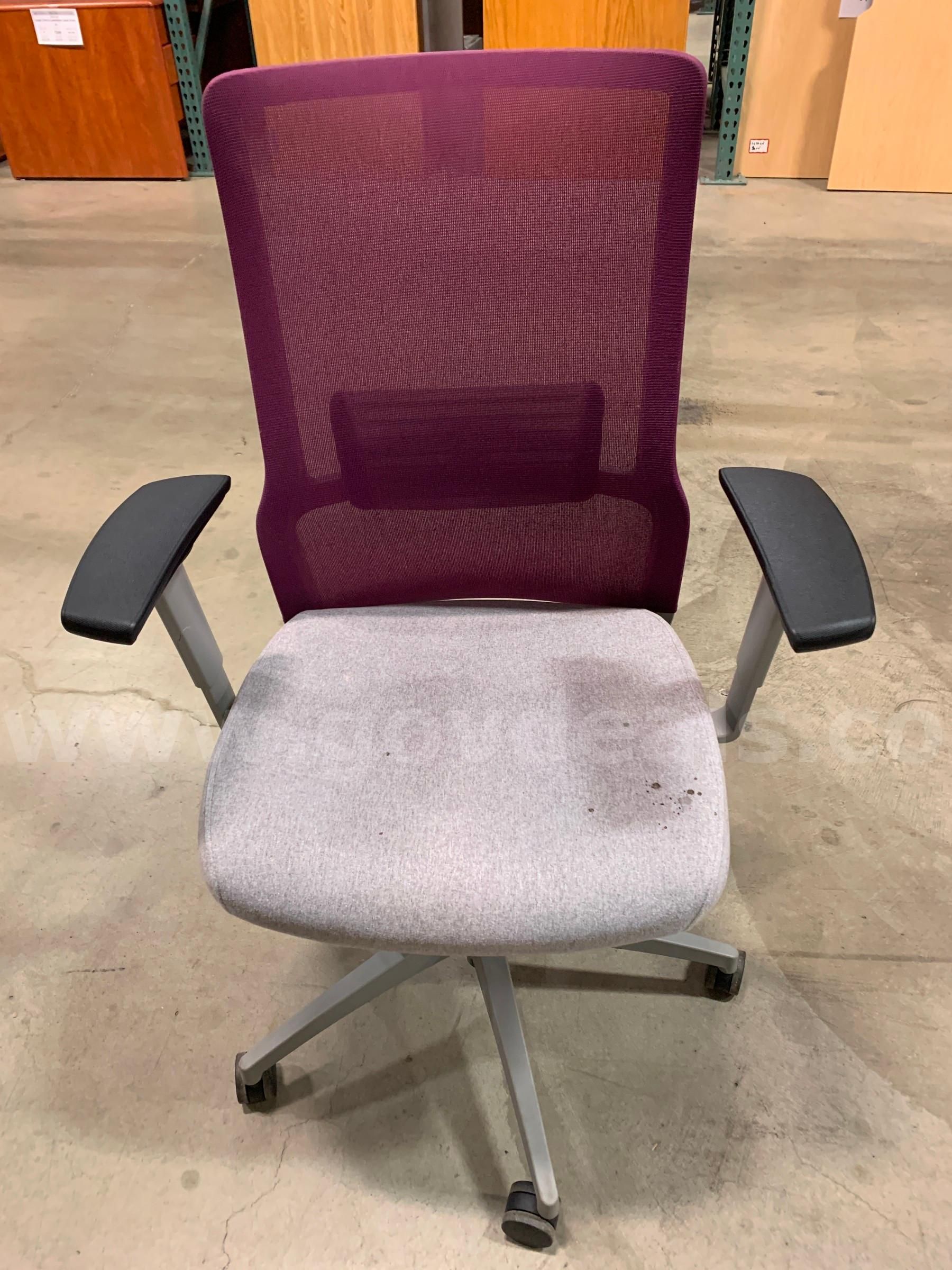 Novo task store chair