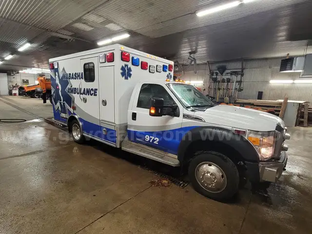 2012 F-450 SD Ambulance Rescue Vehicle, 4WD.