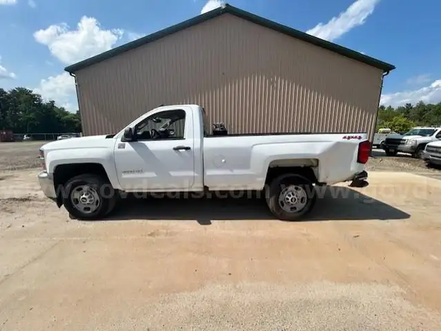 2016 Chevrolet Silverado 2500HD 4X4 Pickup Truck
