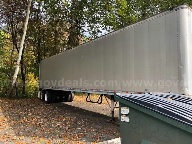 Class A Semi-Trailer(approx. 48&#x2013;53 feet)