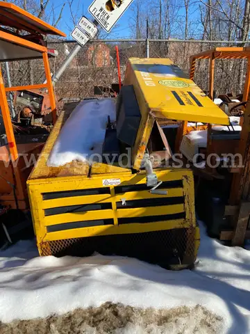 1988 Atlas Compressor with Trailer