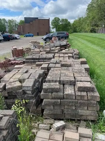 Lot of Landscape Retaining Wall Blocks
