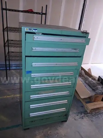 Stanly vidmar cabinet