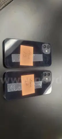 2 iPhone 12&#x27;s
