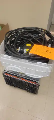 IBM Blade Center (7 servers - Power Cables)