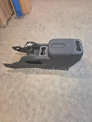 Center Front Lower Console-Chevy Tahoe 2023-2024