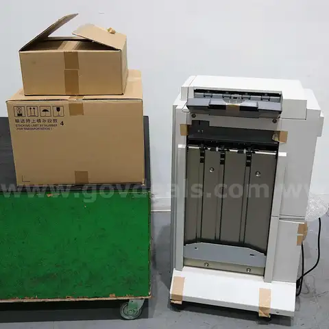 Lexmark 4024-FIN 2/3 Hole Finisher Output Stacker w/ Feeder Tray and Accessories