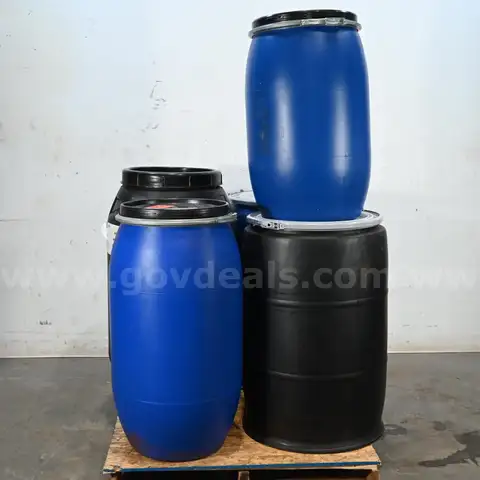 Lot of (5) Natural Absorbent Kits in Plastic Barrels