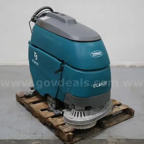 Tennant T5 ecoH2O Walk Behind Floor Scrubber