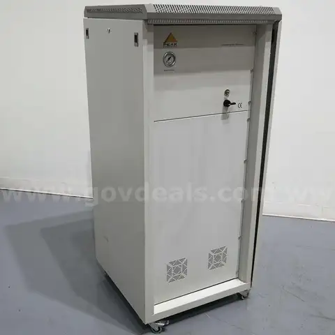 Peak Scientific Nitrogen Generator NM120L-PNEU