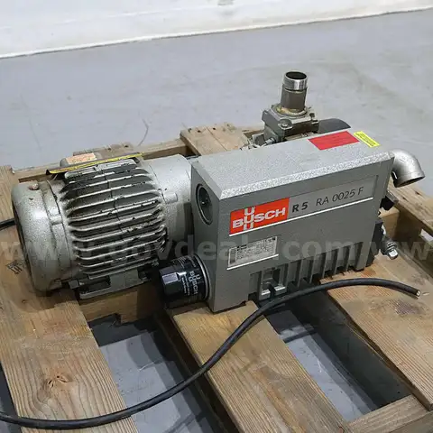 Busch R5 RA 0025 F Vacuum Pump 1.0 qt Nmax 1800 min Pabs 0.075 Torr