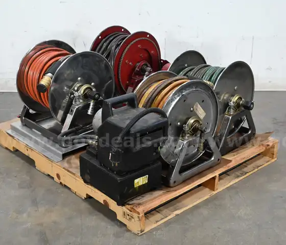 Lot of (4) Hannay Reels, Hydralic Hoses, and Hydraulic Power Unit