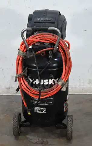 Husky C303H 30 Gal 175 PSI Portable Electric Air Compressor