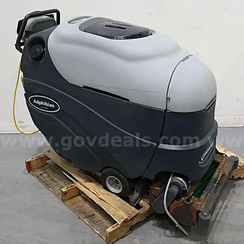 Advance Adphibian AXP Floor Scrubber 344 hours