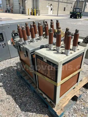GENERAL ELECTRIC MAGNE BLAST CIRCUIT BREAKER