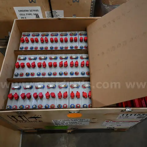 Lot of (96) Saft Ni-Cd batteries SBH 29-2 w/ 300L of Potassium Hydroxide Electrolyte