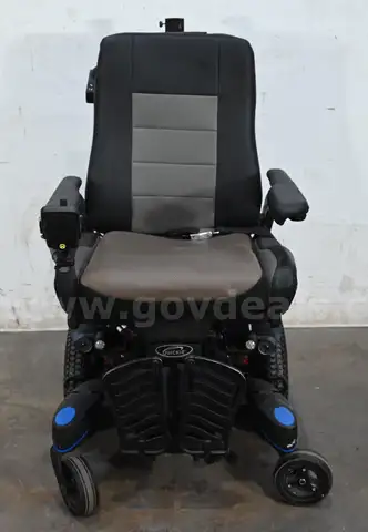 Quickie Sedeo Ergo Q700M Electric Wheelchair *For parts or repair*