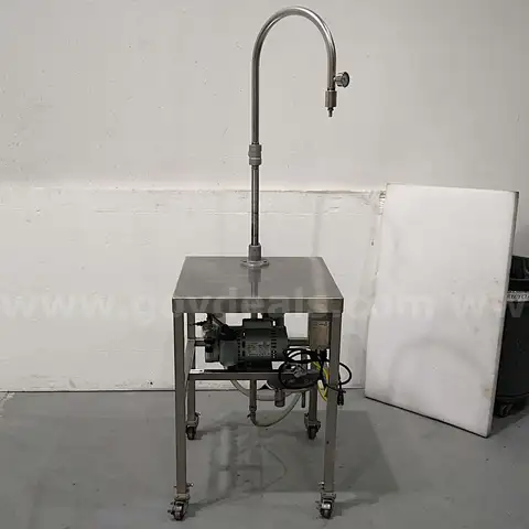 Tipper Tie CVE Semi-Automatic Air Powered Vacuum Bagging and Clipping System