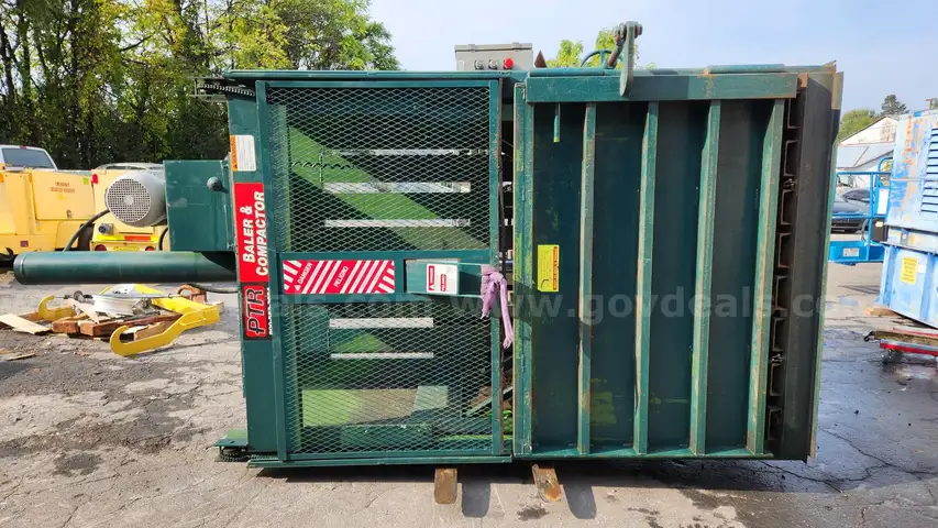 Philadelphia Tramrail PT00985 Vertical cardboard or plastic baler