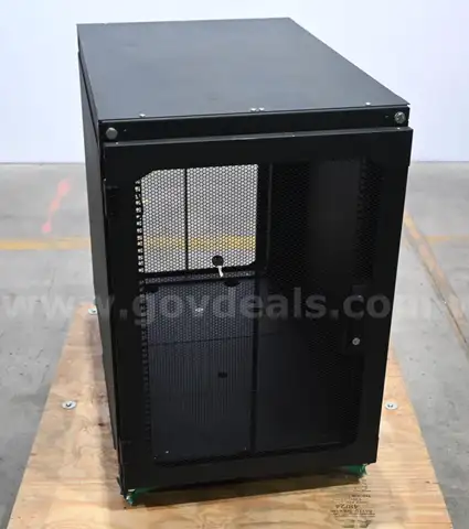 Data Center Rack Enclosure