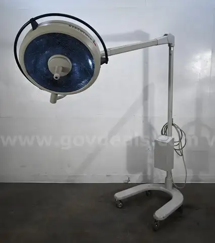 Berchtold Chromophare D540 Surgical Light