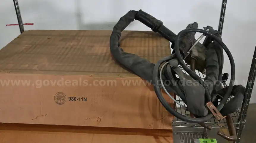 Lot of (1) American Radiator for Oliver Minneapolis Modine Radiator and (1) Elektron MX-3900 Spot Pliers w/Spot