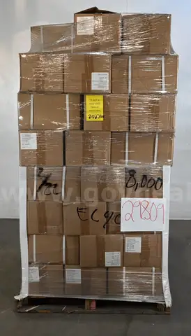 Lot of (15600) Universal Duplex Outlets EC400025