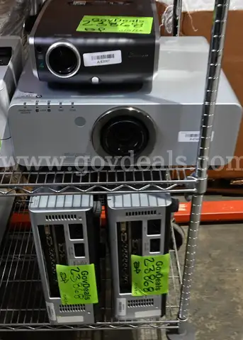 Lot of (4) Projectors