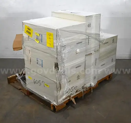 Lot of (43,200) Oxford LTR-1000-SLF Accutip 1000ul Pipettes- EXPIRED 2024