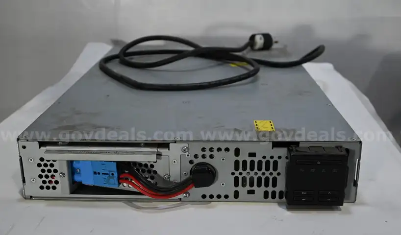 APC SMT2200RM2U Uninterruptible Power Supply