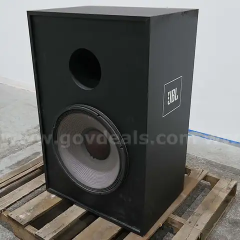 JBL Professional Series 4641 Single (18in) Subwoofer Speaker