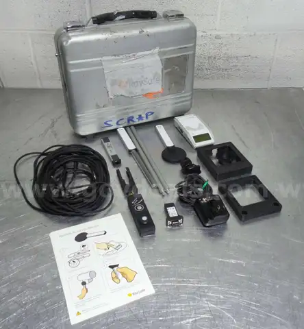 Unfors RaySafe X-ray Test Meter 8201023-D In Case