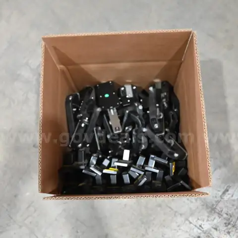 Lot of (20) Sick MB1-10 Mechanical Bolts for Rugged Door Safeguarding 2098944