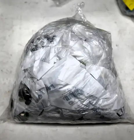 Lot of (80) NEW Murrelektronik T-Shaped Splitter (T-Coupler)