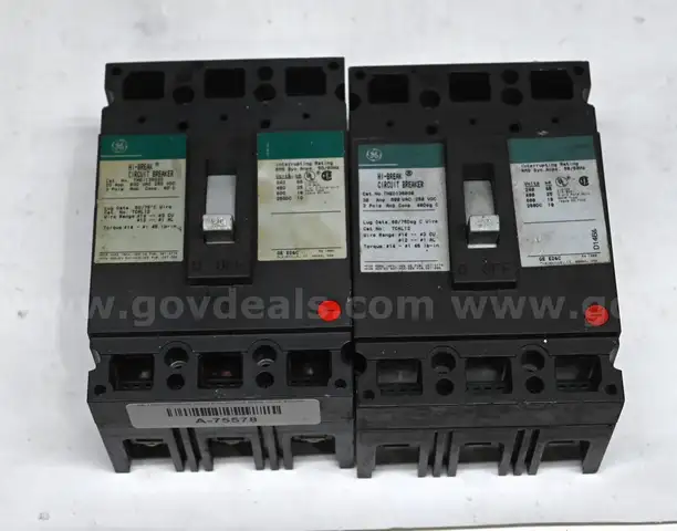 Lot of (2) GE 30 Amp 3 Pole 600V Hi Break Circuit Breaker