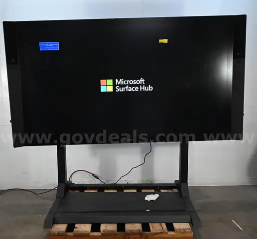 Microsoft 1596 Surface Hub Touchscreen All-in-One Whiteboard 84-inch 4K