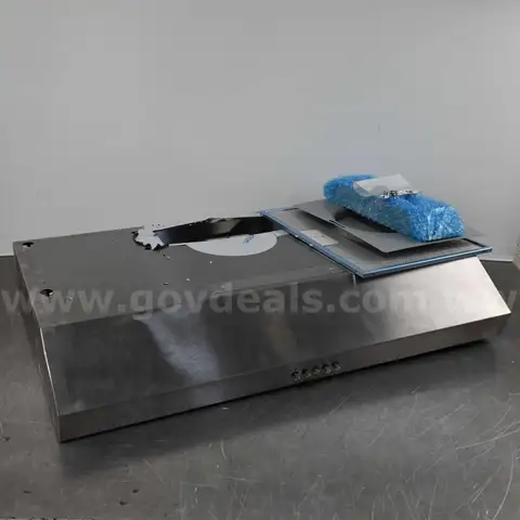 Samsung OPEN BOX 30in Stainless Steel Under Cabinet Convertible Range Hood