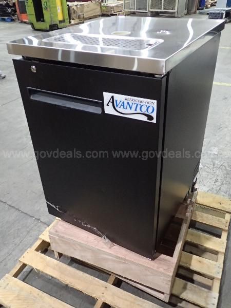avantco kegerator