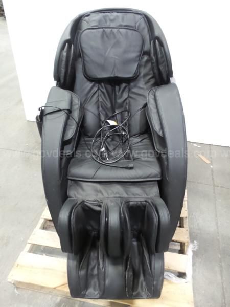 Insignia full discount body massage chair