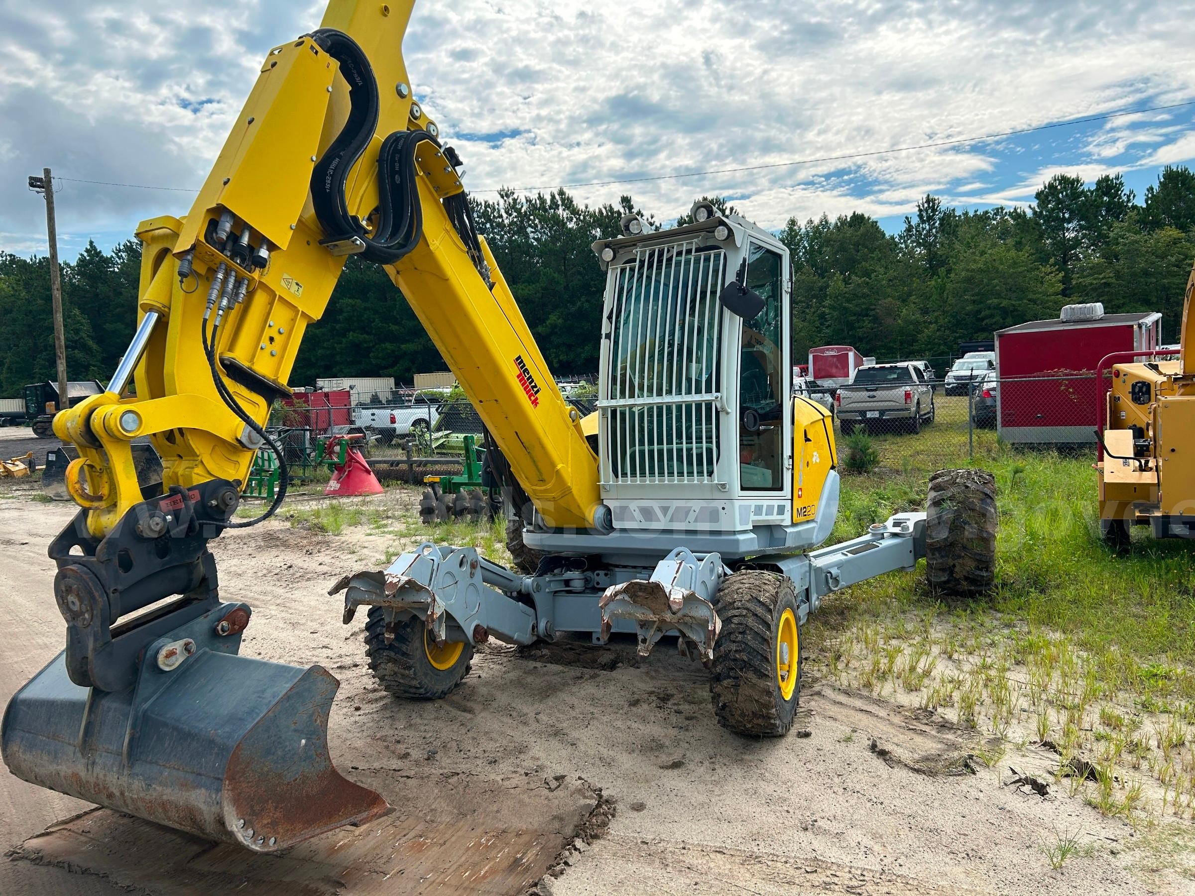 その他 01 2020 Menzi Muck Walking Excavator | AllSurplus