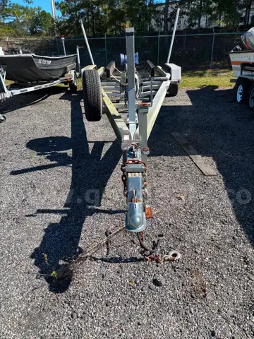 2007 24-27 Foot Wesco Boat Trailer