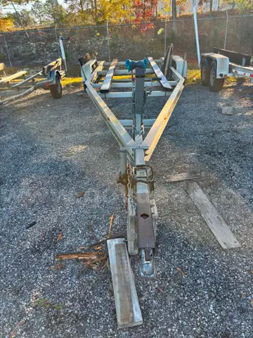 Magic Tilt Boat Trailer 27ft