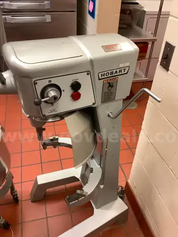 Hobart 30 qt mixer