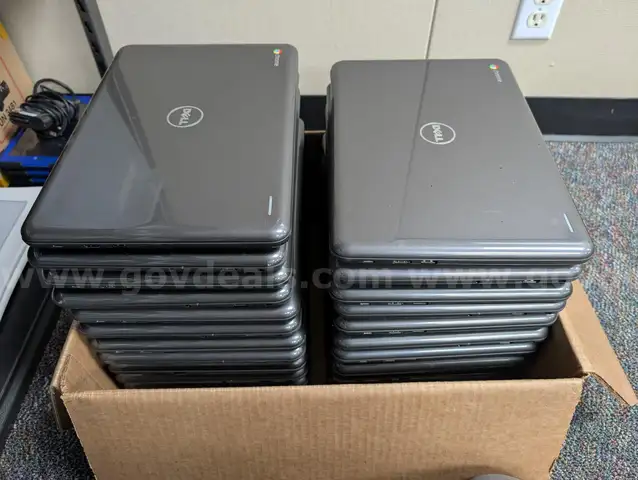 Lot of Chromebook Dell 13 3380(26)