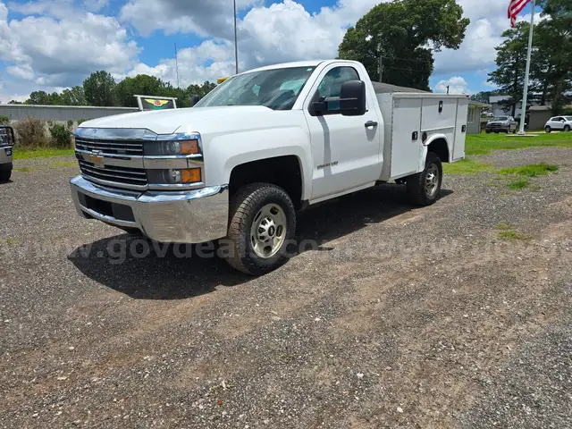 2016 Chevrolet Silverado 2500HD 4x4 Service Truck